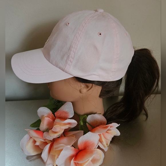 Tory Burch nwt Light pink baseball sport cap hat with T logo with adjustable bac - Picture 2 of 9